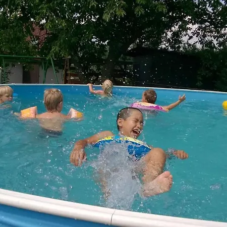 Domek Na Vrsku Feriehus Vrané nad Vltavou